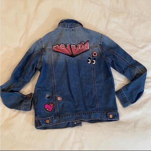 Forever 21 Jean Jacket with Embroidered Patches (Girls size XL - 13/14) - Picture 3 of 9
